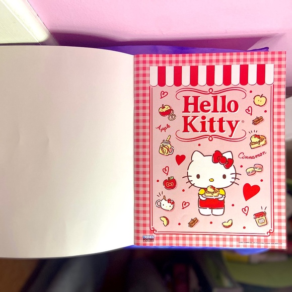 Hello Kitty and Friends Poster Book (12) - Picture 3 of 13